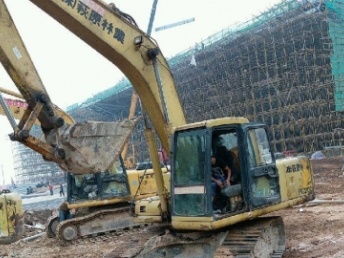 圖 中粵工程機械租賃服務 廣州機械設備租賃的行業標桿